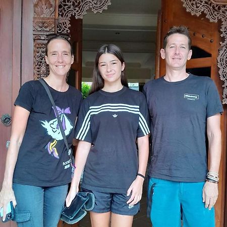 פרמבנן Rumah Desa Homestay מראה חיצוני תמונה