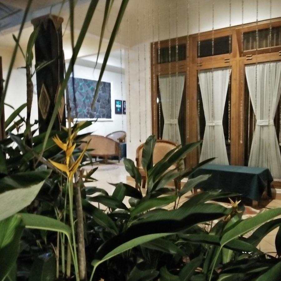 פרמבנן Rumah Desa Homestay מראה חיצוני תמונה